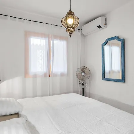 With Stunning View By Dream Homes Tenerife * Puerto de Santiago (Tenerife)