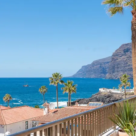 With Stunning View By Dream Homes Tenerife Puerto de Santiago (Tenerife)